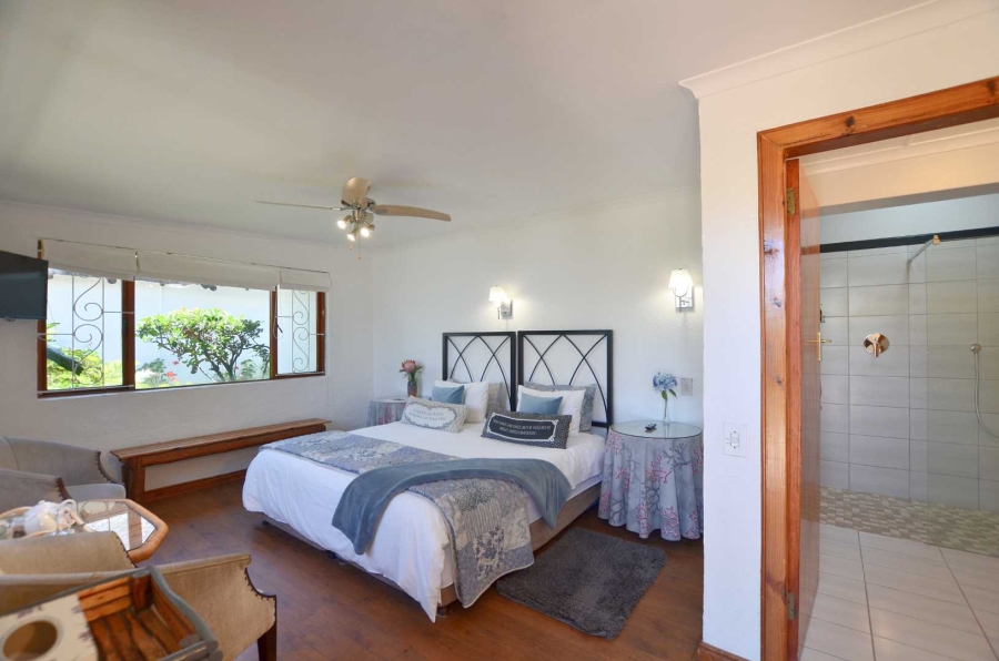 7 Bedroom Property for Sale in Westcliff Western Cape